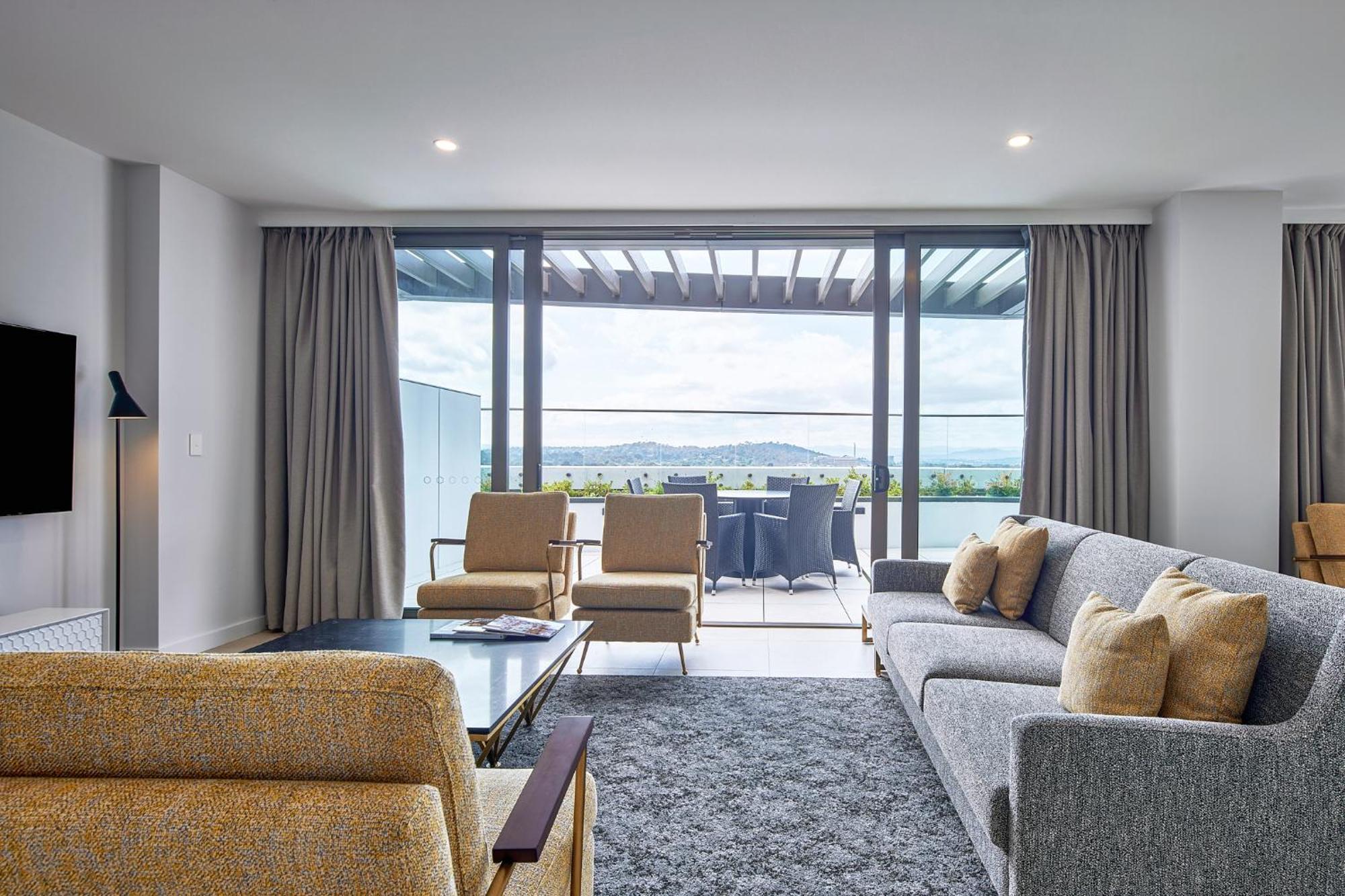 Meriton Suites Canberra Buitenkant foto